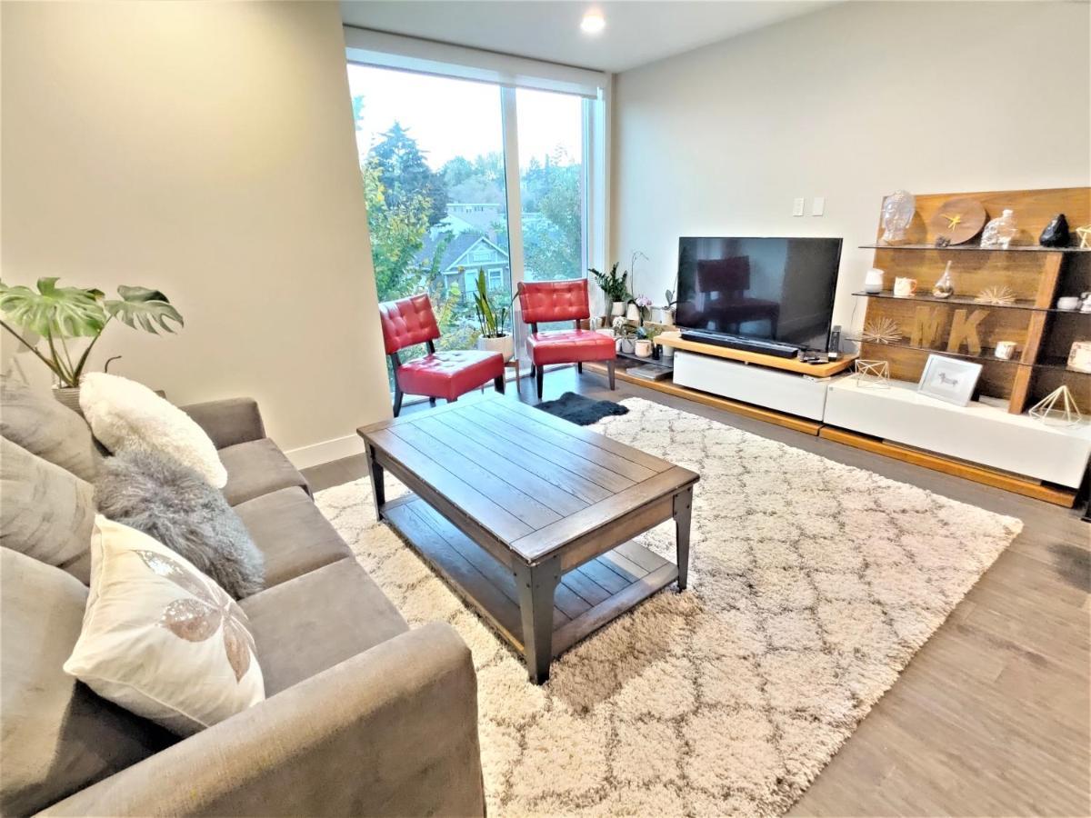 Monki Di Executive Suites - Glas - Luxury Inner City Home 3 Min To Downtown W Private Rooftop Patio Fireplace YYC Exterior foto