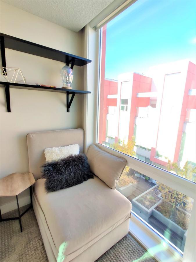 Monki Di Executive Suites - Glas - Luxury Inner City Home 3 Min To Downtown W Private Rooftop Patio Fireplace YYC Exterior foto